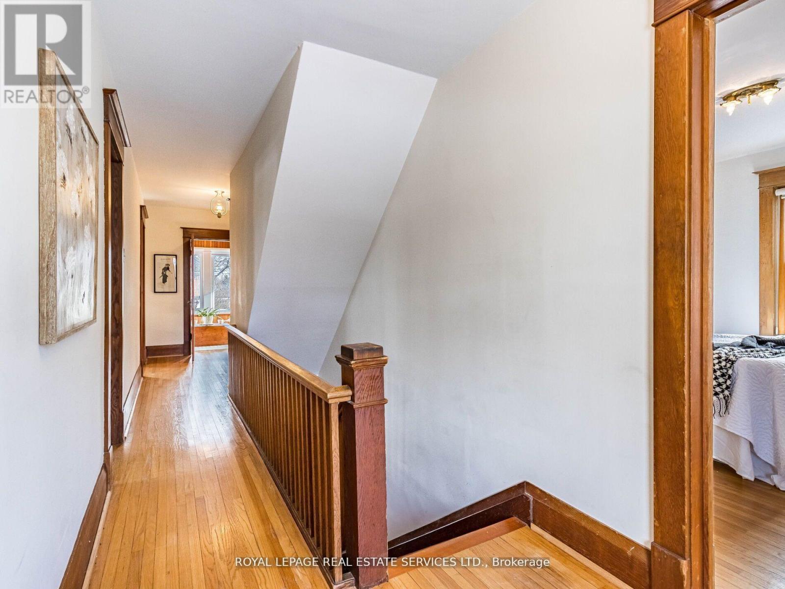 












32 WELLINGTON STREET E

,
Brampton,




Ontario
L6W1Y4

