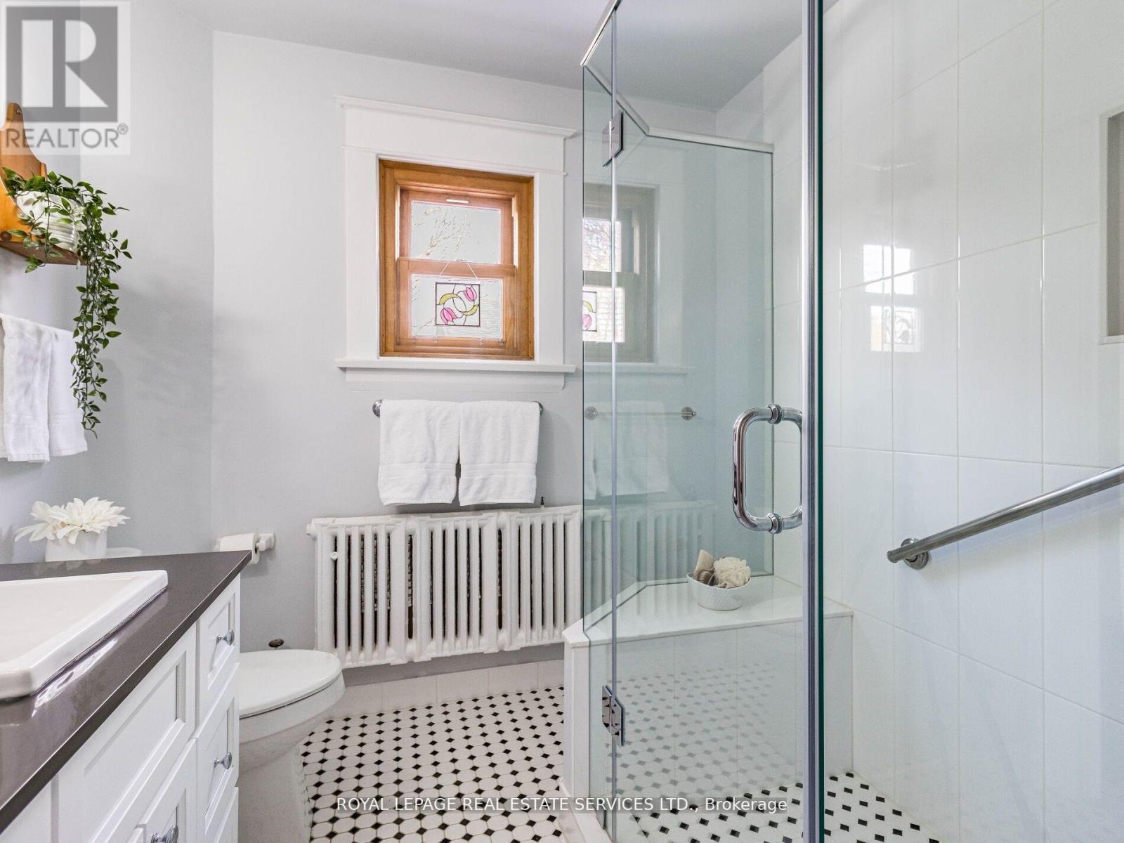 












32 WELLINGTON STREET E

,
Brampton,




Ontario
L6W1Y4

