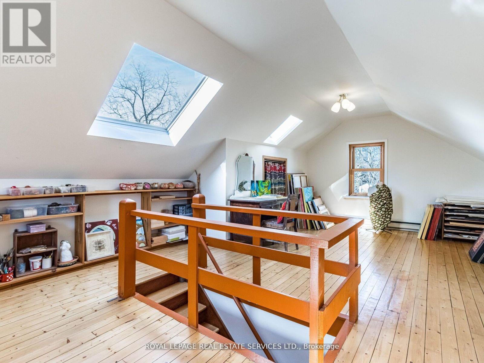 












32 WELLINGTON STREET E

,
Brampton,




Ontario
L6W1Y4

