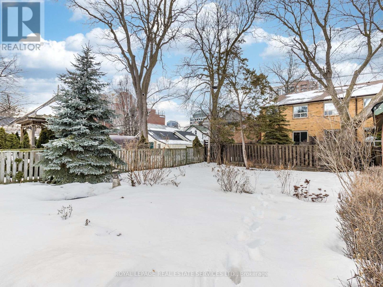 












32 WELLINGTON STREET E

,
Brampton,




Ontario
L6W1Y4

