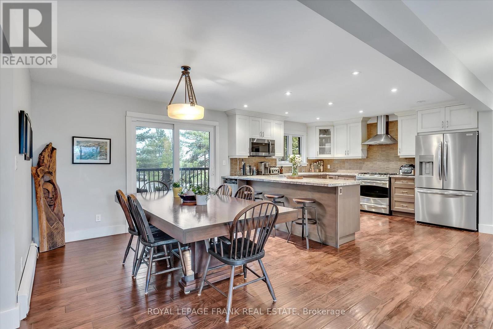 












234 STEWART LINE

,
Cavan Monaghan (Cavan Twp),




Ontario
L0A1C0

