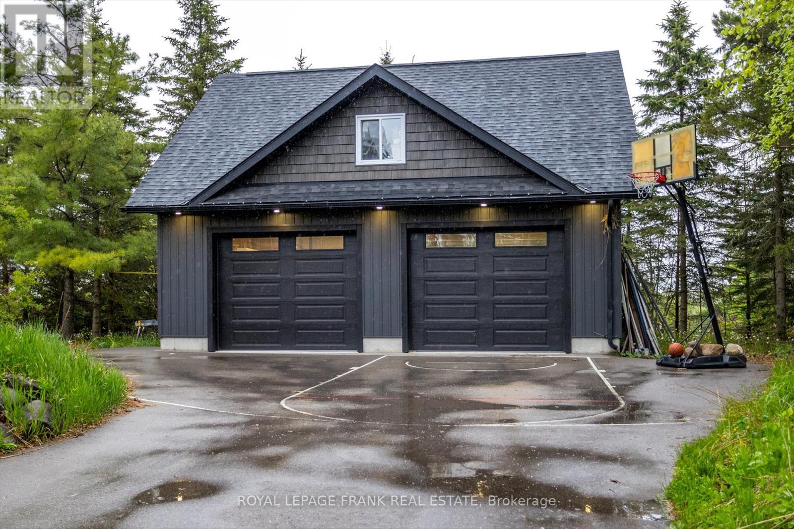 












234 STEWART LINE

,
Cavan Monaghan (Cavan Twp),




Ontario
L0A1C0

