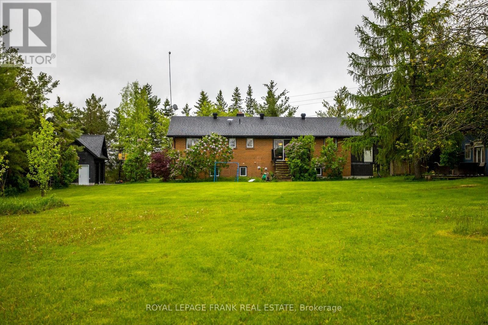 












234 STEWART LINE

,
Cavan Monaghan (Cavan Twp),




Ontario
L0A1C0

