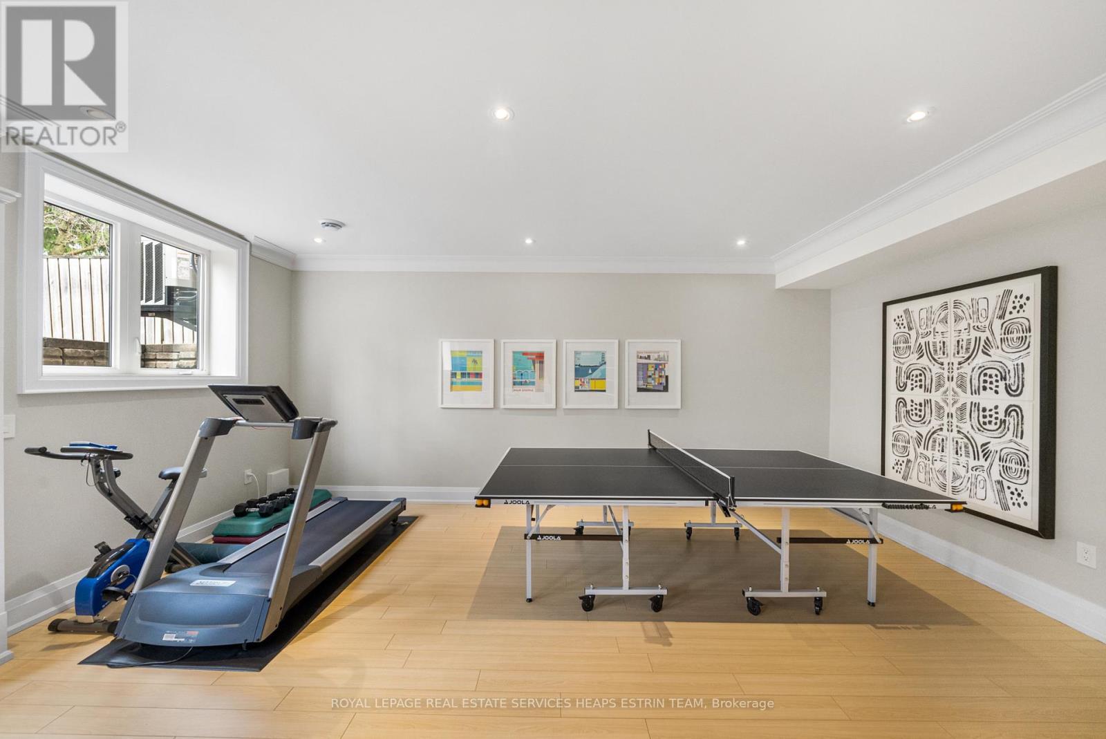 












565 BROADWAY AVENUE

,
Toronto,




Ontario
M4G2S2

