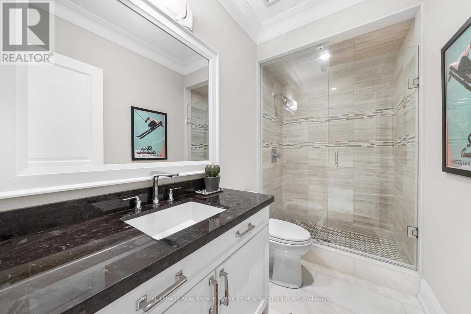 












565 BROADWAY AVENUE

,
Toronto,




Ontario
M4G2S2

