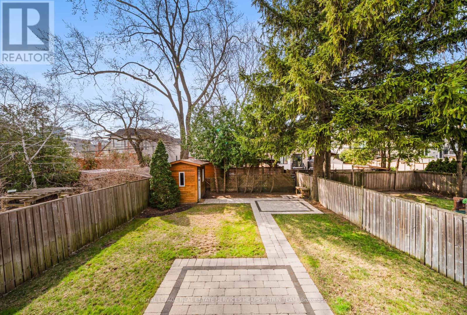 












565 BROADWAY AVENUE

,
Toronto,




Ontario
M4G2S2

