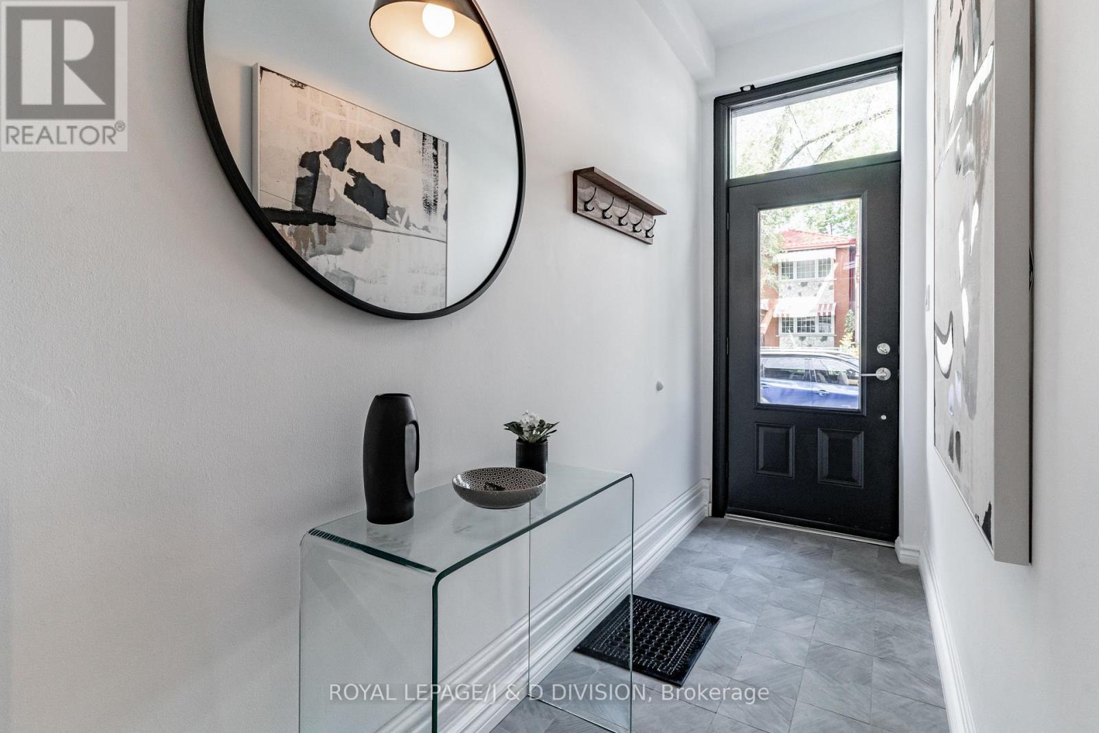 












59 AUSTIN AVENUE

,
Toronto,




Ontario
M4M1V7

