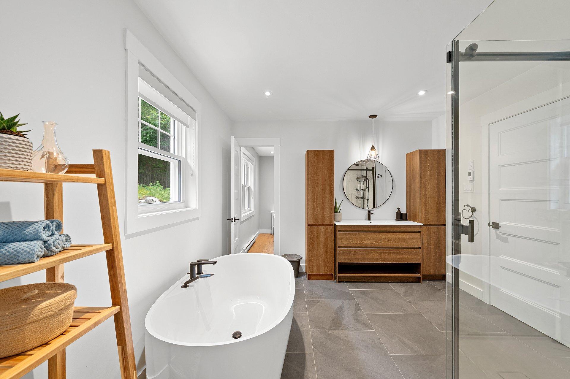 









3050


Imp. des Promeneurs

,
Sainte-Agathe-des-Monts,




QC
J8C2Z8

