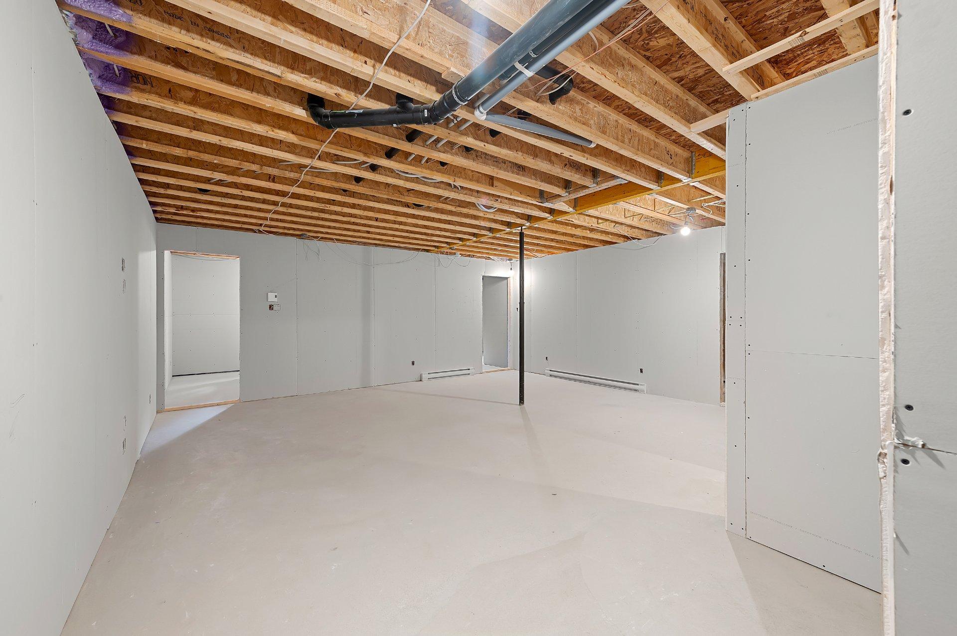 









3050


Imp. des Promeneurs

,
Sainte-Agathe-des-Monts,




QC
J8C2Z8

