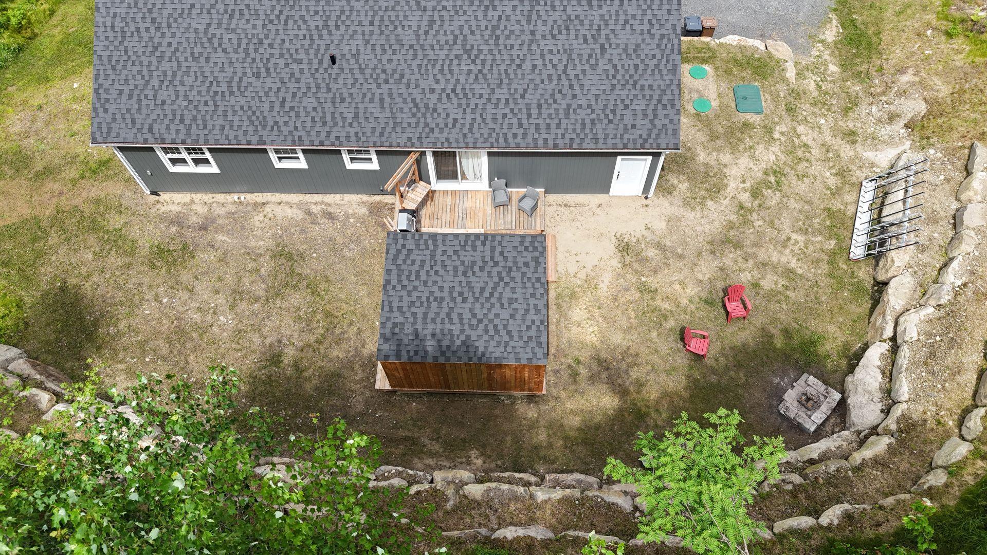 









3050


Imp. des Promeneurs

,
Sainte-Agathe-des-Monts,




QC
J8C2Z8

