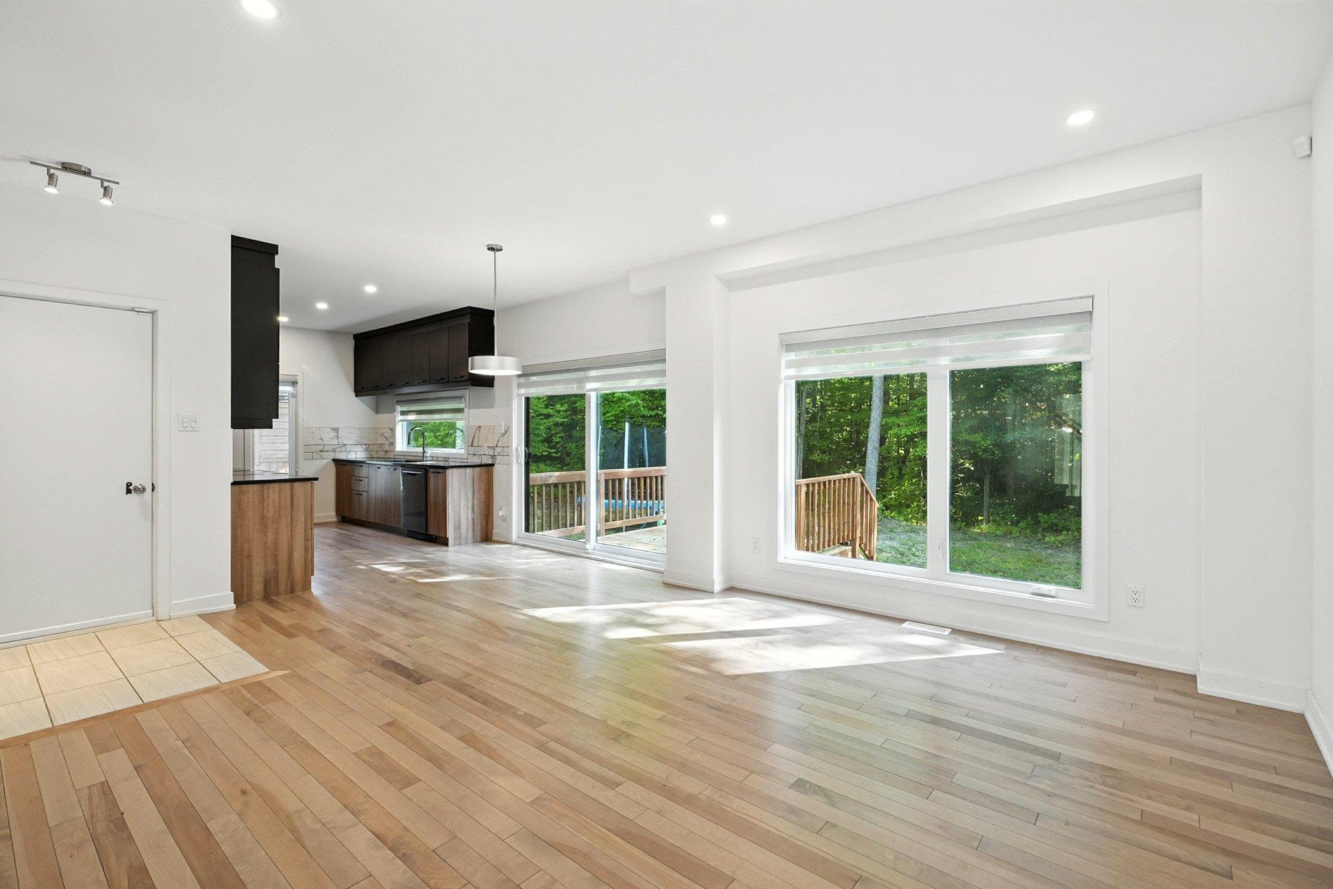 









120


Rue Aldé-Leroux

,
Gatineau (Masson-Angers),




QC
J8M0A7

