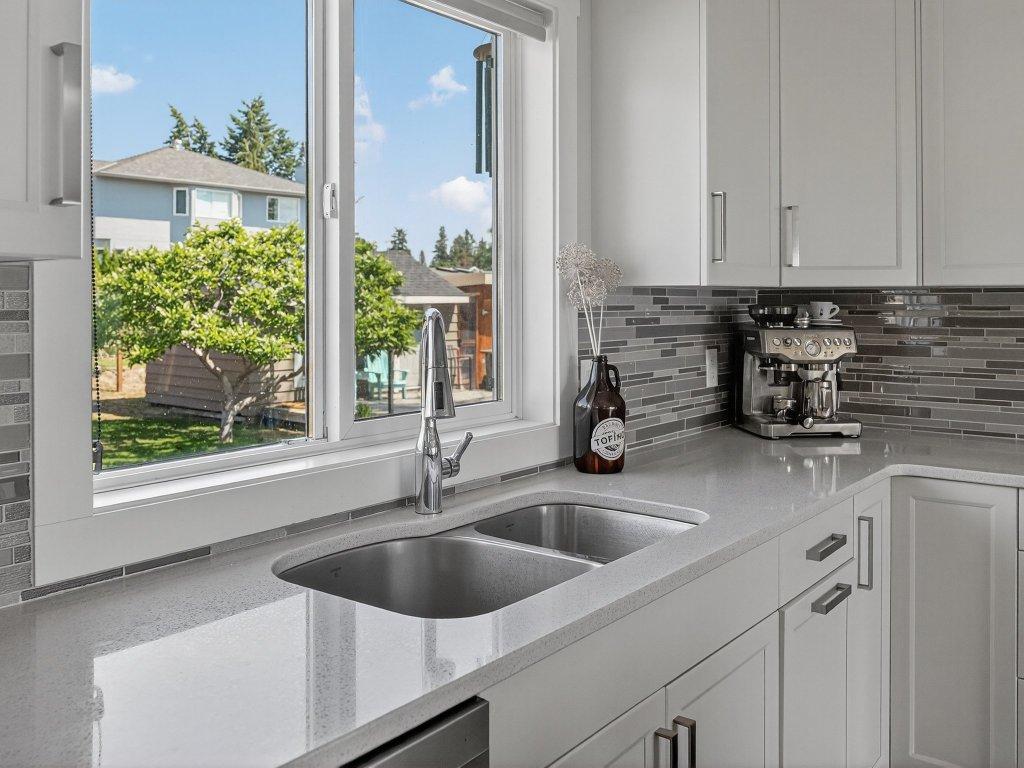 









2715


Boucherie

Road,
West Kelowna,




BC
V1Z 2G3


