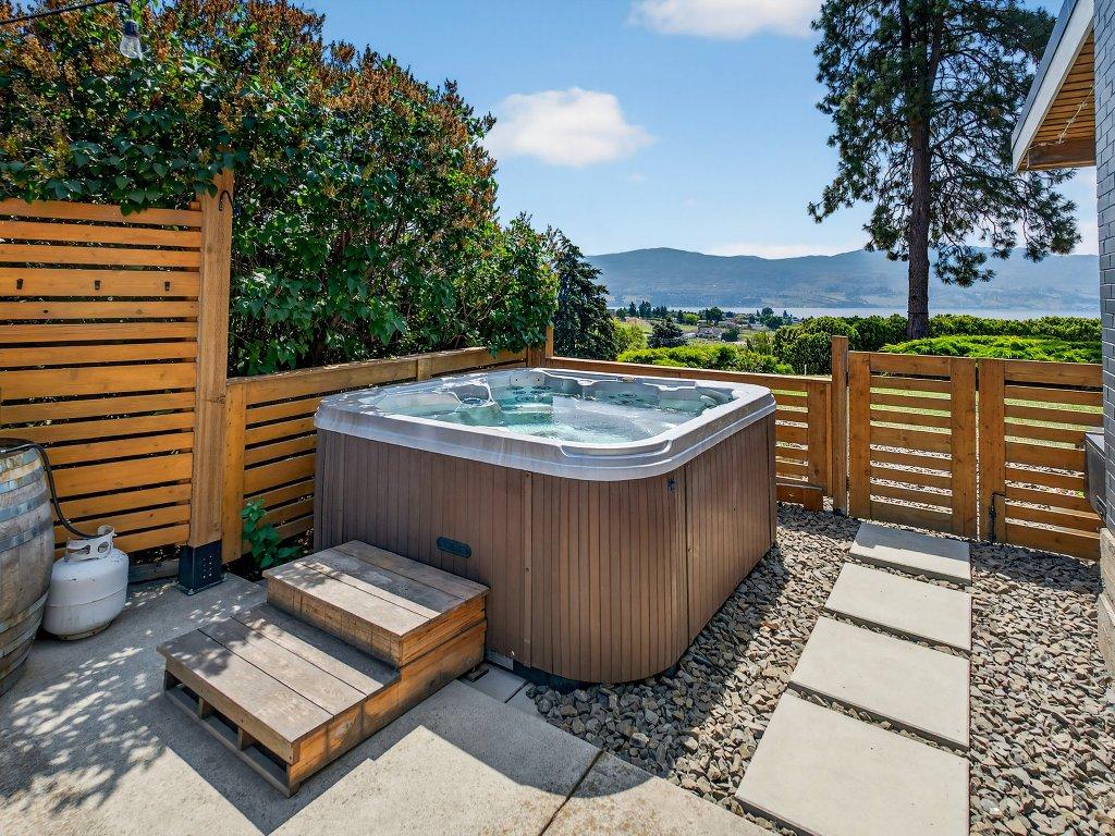 









2715


Boucherie

Road,
West Kelowna,




BC
V1Z 2G3

