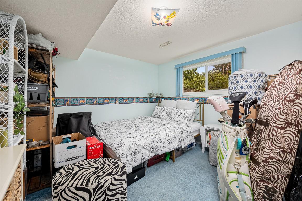 









980


THOMPSON

Road,
Kelowna,




BC
V1X 3X1

