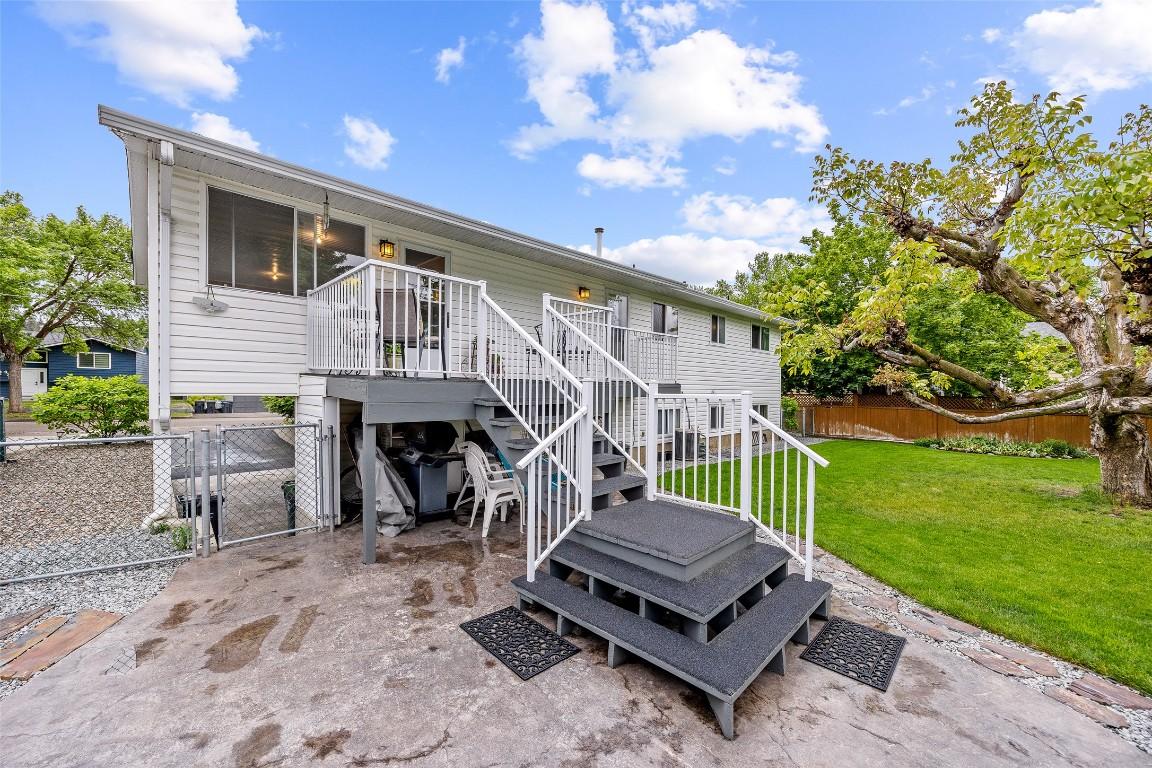 









980


THOMPSON

Road,
Kelowna,




BC
V1X 3X1

