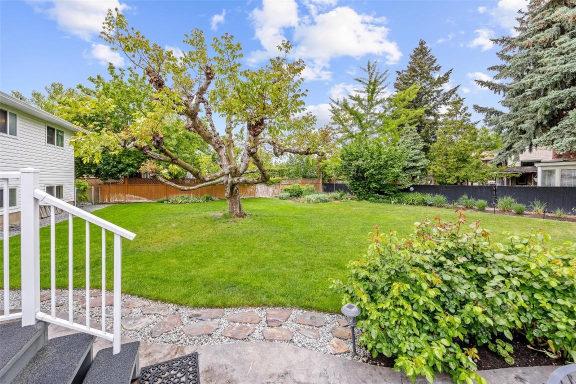 









980


THOMPSON

Road,
Kelowna,




BC
V1X 3X1

