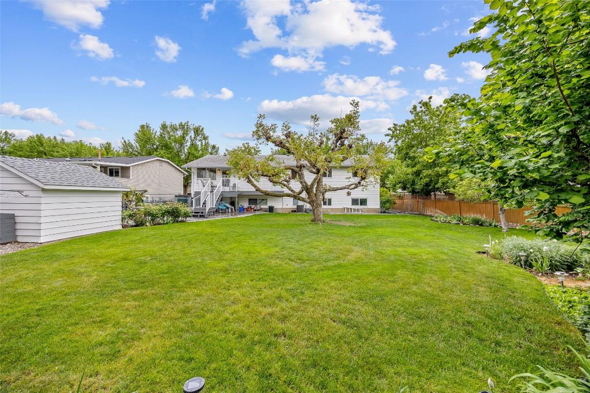 









980


THOMPSON

Road,
Kelowna,




BC
V1X 3X1

