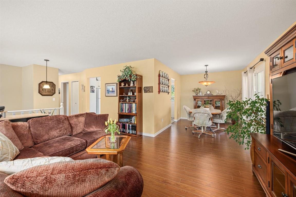 









980


THOMPSON

Road,
Kelowna,




BC
V1X 3X1


