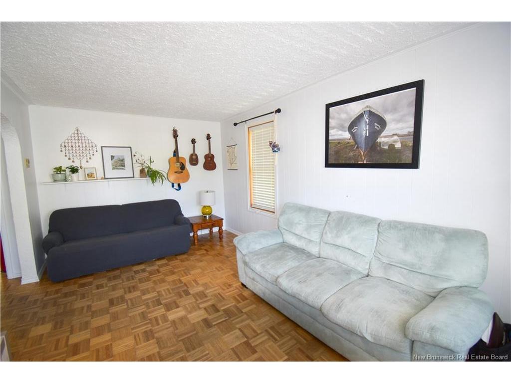 









226


Dumaresq

,
Bathurst,




NB
E2A 1H8

