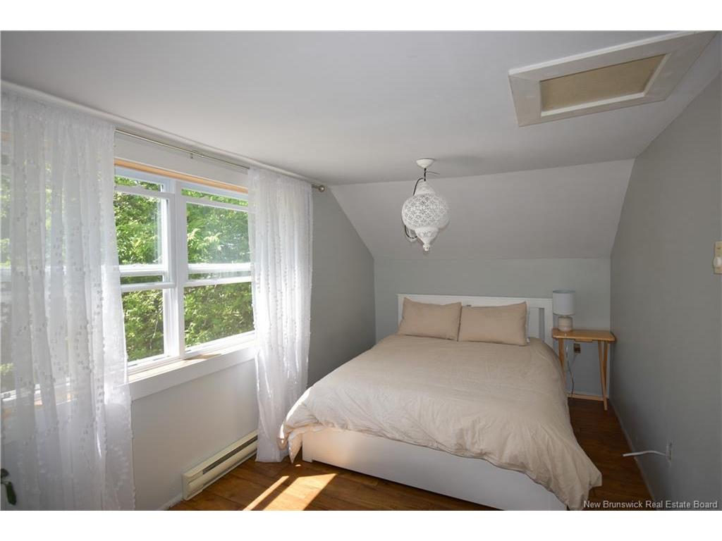 









226


Dumaresq

,
Bathurst,




NB
E2A 1H8

