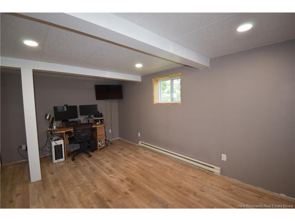 









226


Dumaresq

,
Bathurst,




NB
E2A 1H8

