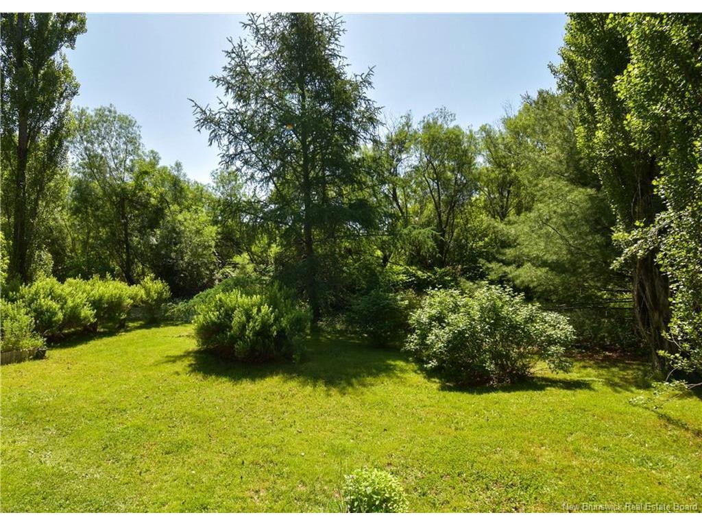 









226


Dumaresq

,
Bathurst,




NB
E2A 1H8

