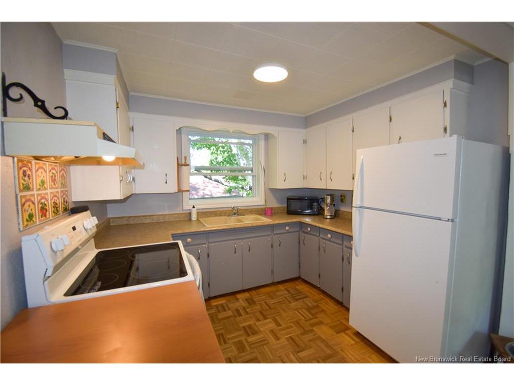 









226


Dumaresq

,
Bathurst,




NB
E2A 1H8

