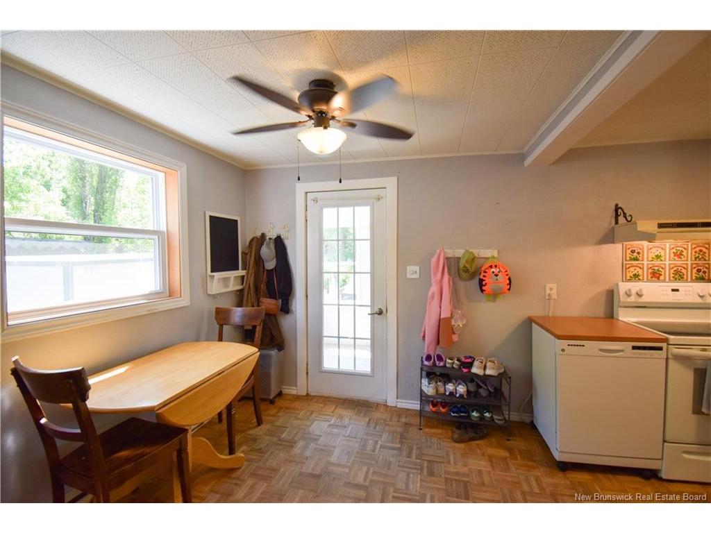 









226


Dumaresq

,
Bathurst,




NB
E2A 1H8

