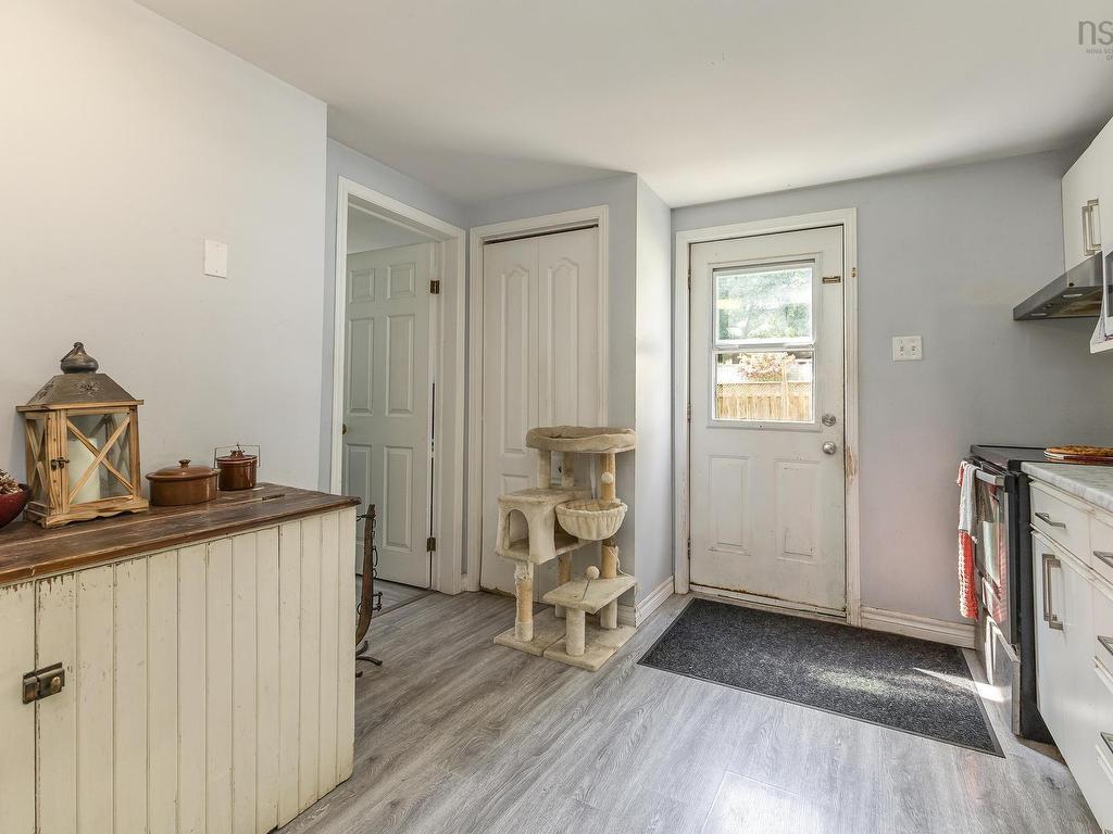 












12 Alice Street

,
Truro,




NS
B2N 2M5

