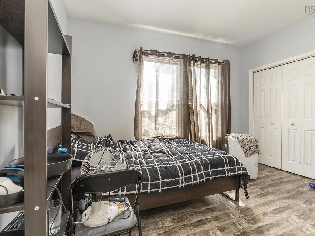 












12 Alice Street

,
Truro,




NS
B2N 2M5

