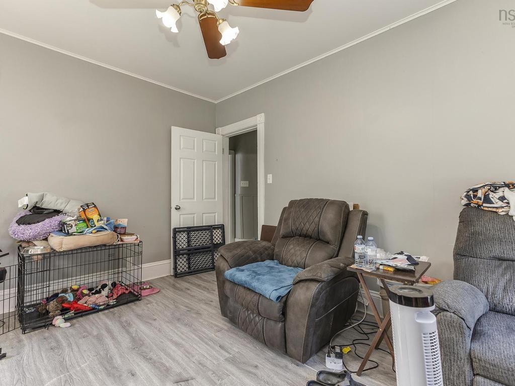 












12 Alice Street

,
Truro,




NS
B2N 2M5

