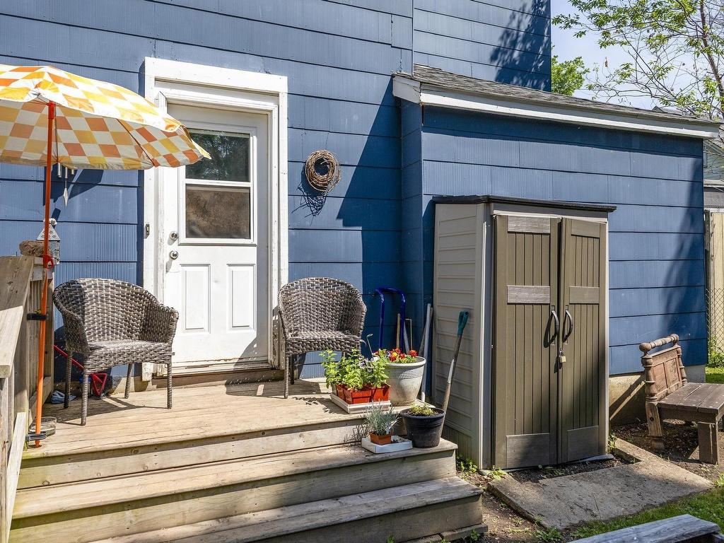 












12 Alice Street

,
Truro,




NS
B2N 2M5

