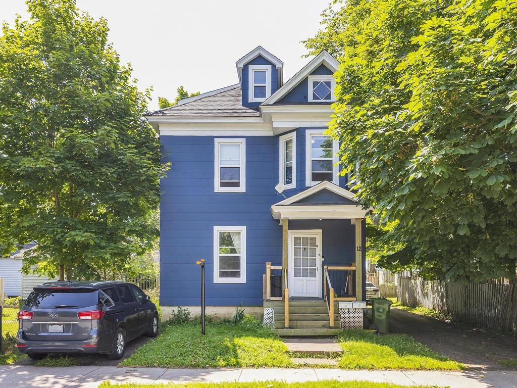 












12 Alice Street

,
Truro,




NS
B2N 2M5

