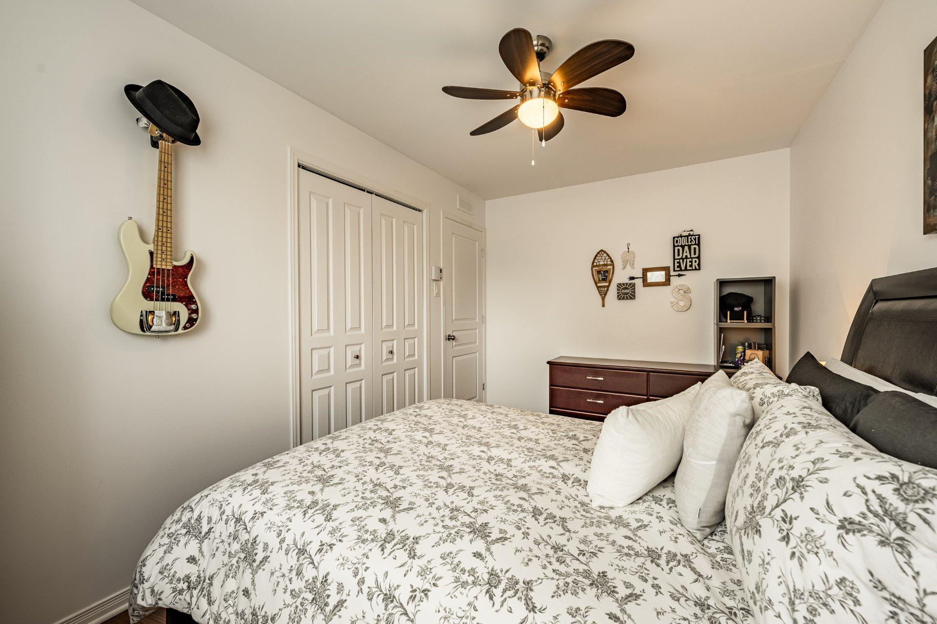 









246


Rue du Cardinal

,
Saint-Amable,




QC
J0L1N0

