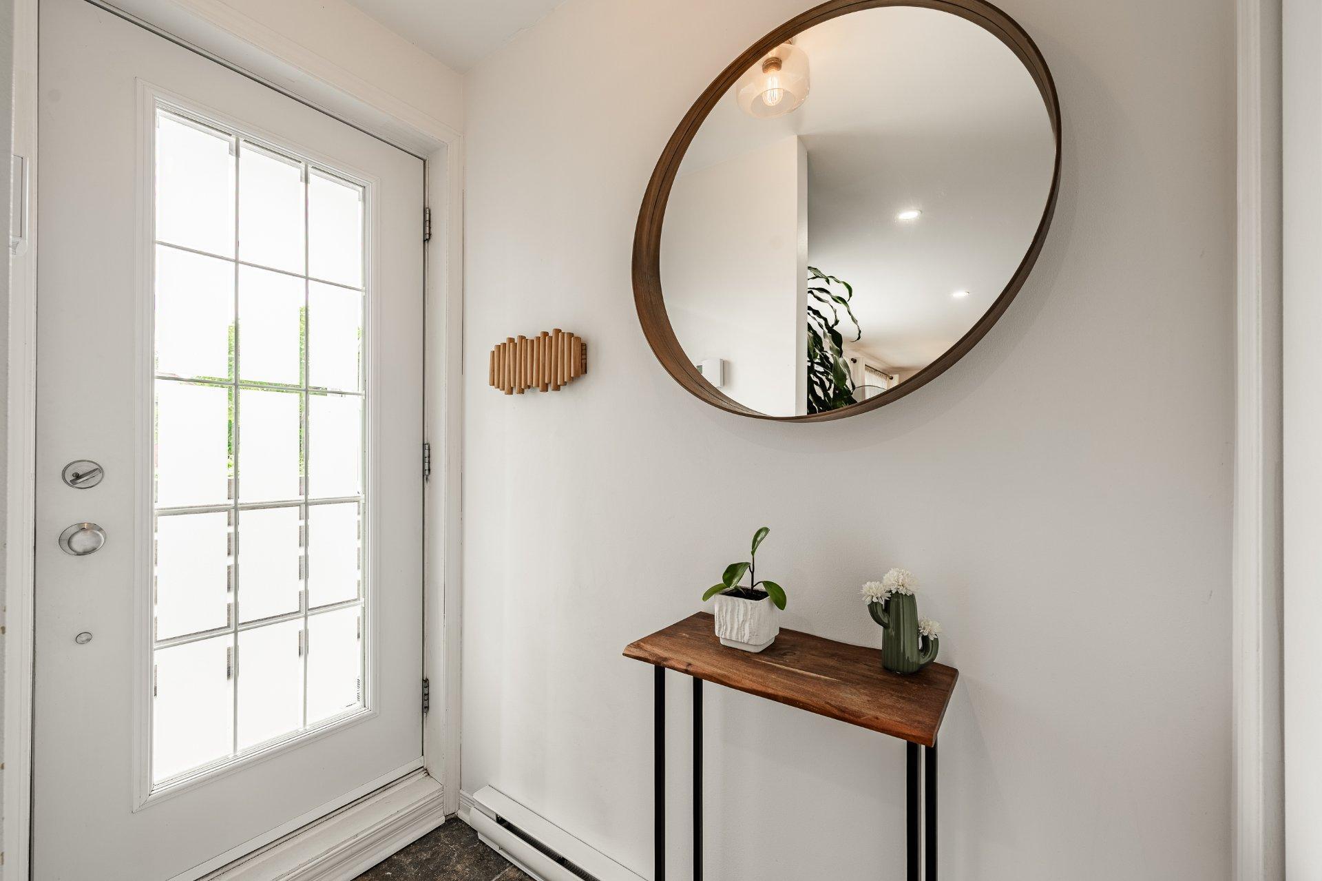 









246


Rue du Cardinal

,
Saint-Amable,




QC
J0L1N0

