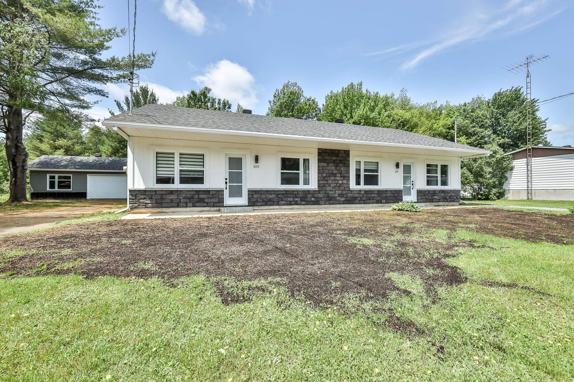 









113


Rue Lanthier

,
Brownsburg-Chatham,




QC
J8G1Z8

