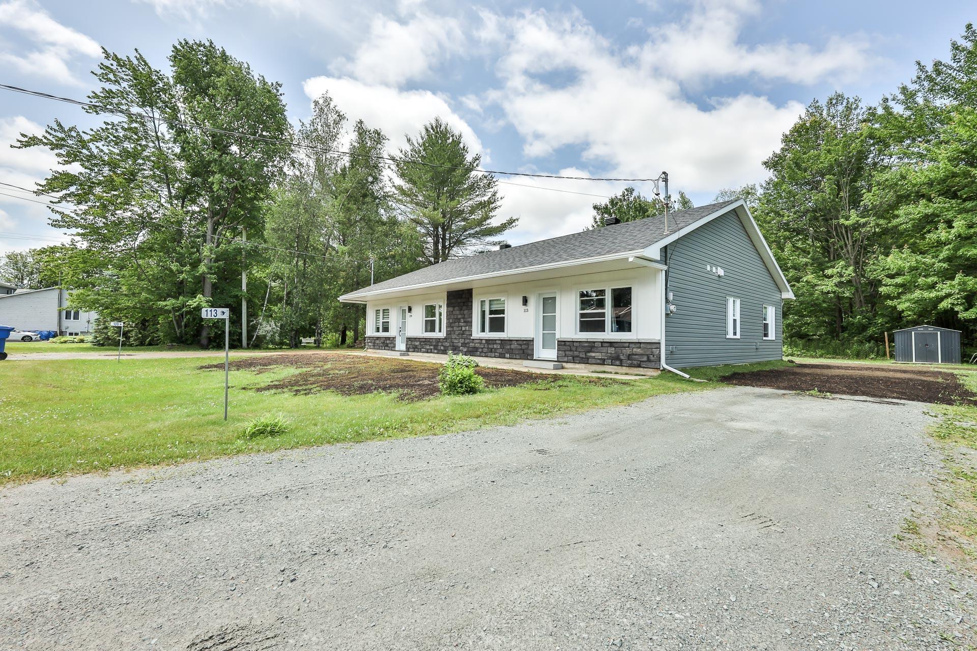 









113


Rue Lanthier

,
Brownsburg-Chatham,




QC
J8G1Z8


