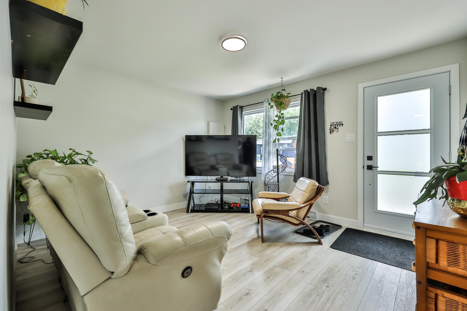 









113


Rue Lanthier

,
Brownsburg-Chatham,




QC
J8G1Z8

