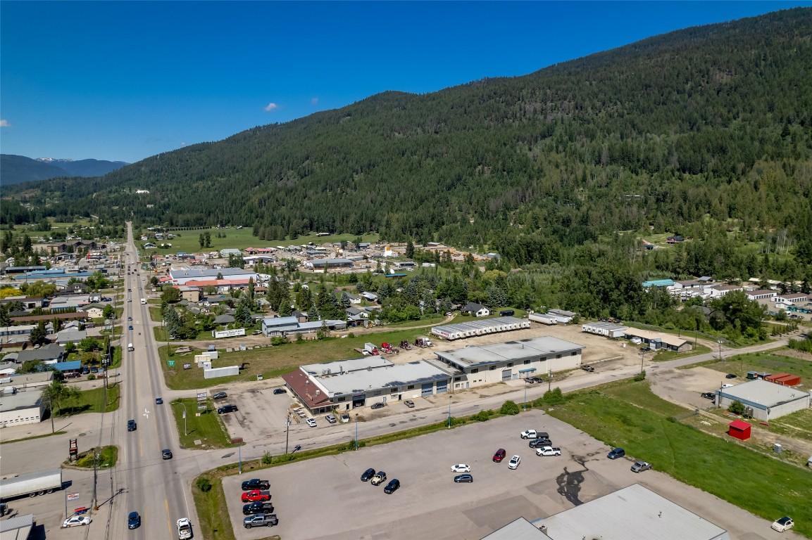 









1420


Northwest

Boulevard,
Creston,




BC
V0G 1B6

