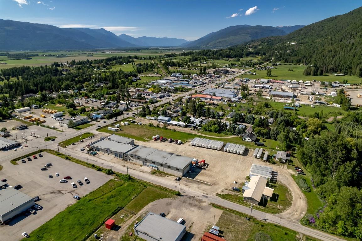 









1420


Northwest

Boulevard,
Creston,




BC
V0G 1B6

