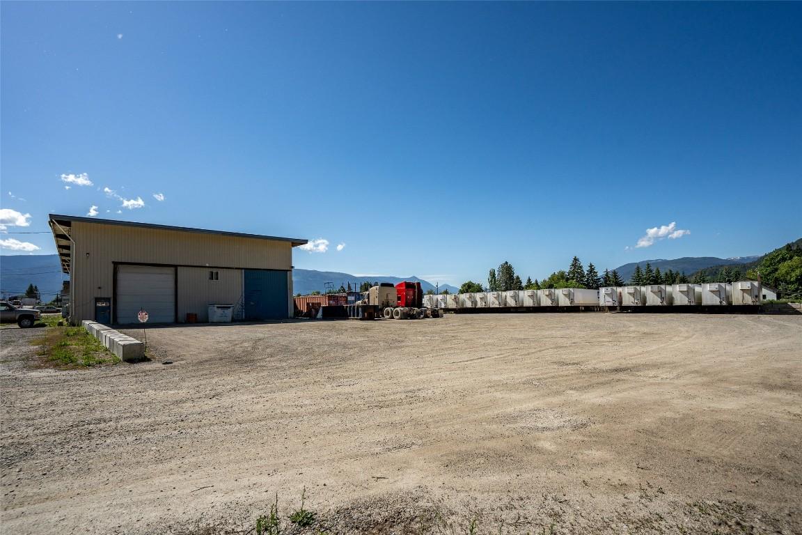 









1420


Northwest

Boulevard,
Creston,




BC
V0G 1B6

