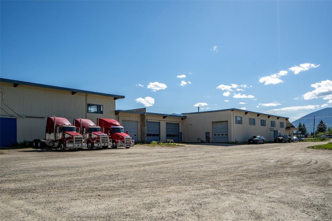 









1420


Northwest

Boulevard,
Creston,




BC
V0G 1B6

