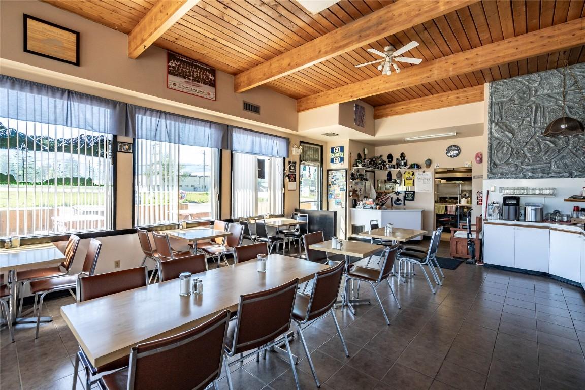 









1420


Northwest

Boulevard,
Creston,




BC
V0G 1B6

