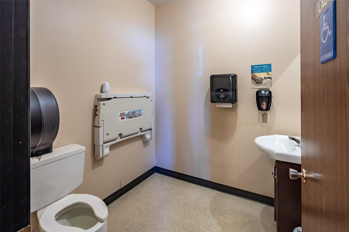 









1420


Northwest

Boulevard,
Creston,




BC
V0G 1B6

