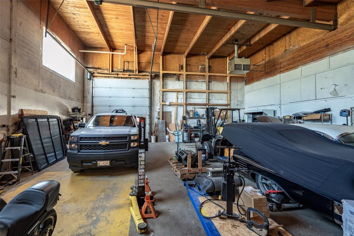 









1420


Northwest

Boulevard,
Creston,




BC
V0G 1B6

