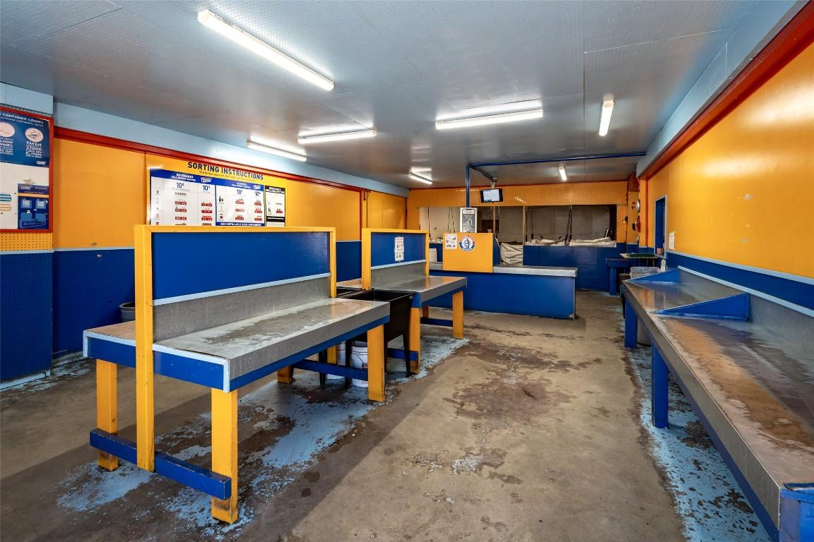 









1420


Northwest

Boulevard,
Creston,




BC
V0G 1B6

