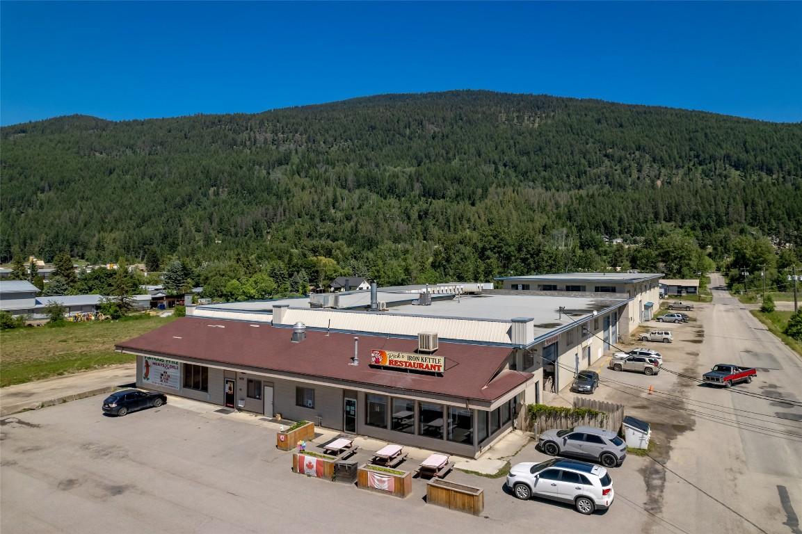 









1420


Northwest

Boulevard,
Creston,




BC
V0G 1B6


