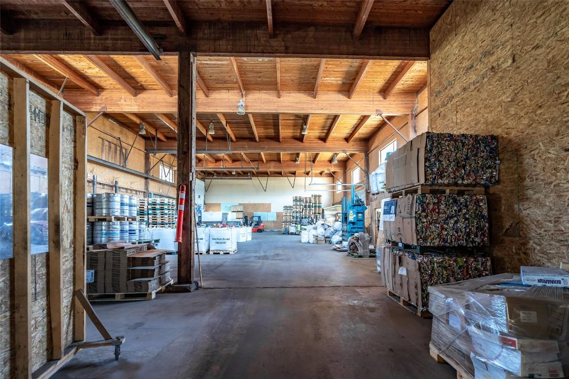 









1420


Northwest

Boulevard,
Creston,




BC
V0G 1B6

