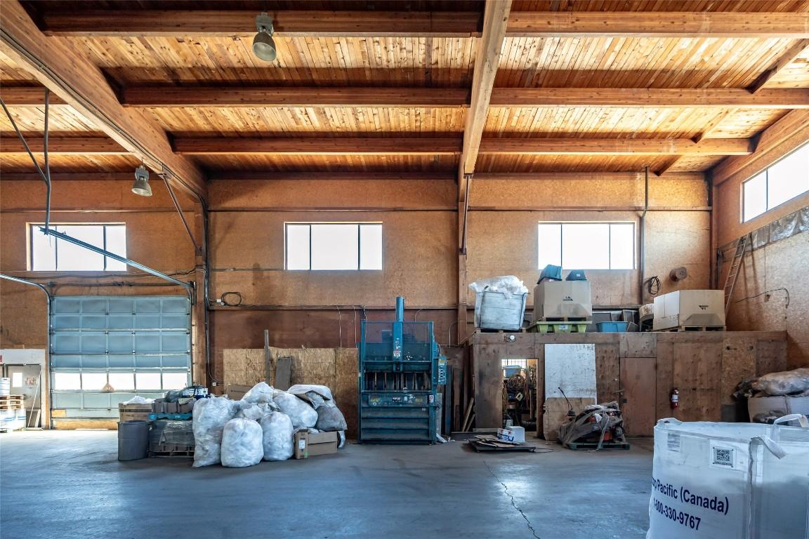 









1420


Northwest

Boulevard,
Creston,




BC
V0G 1B6

