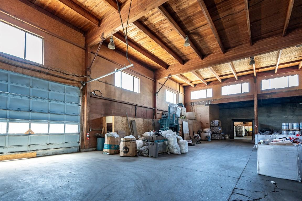 









1420


Northwest

Boulevard,
Creston,




BC
V0G 1B6

